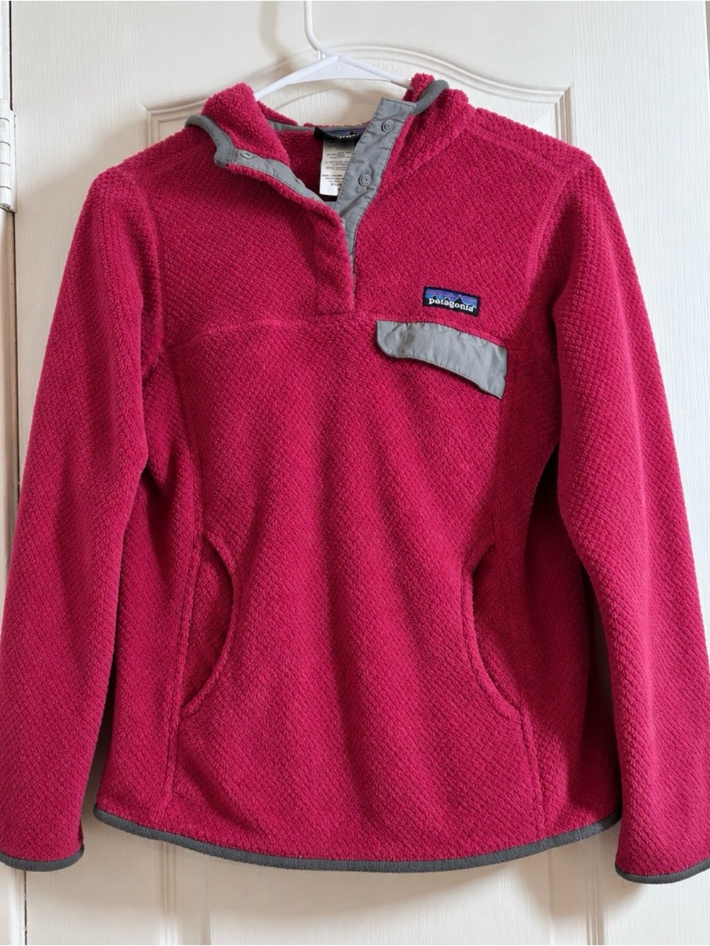 Patagonia womans xs Pink Fleece Pullover Jacket